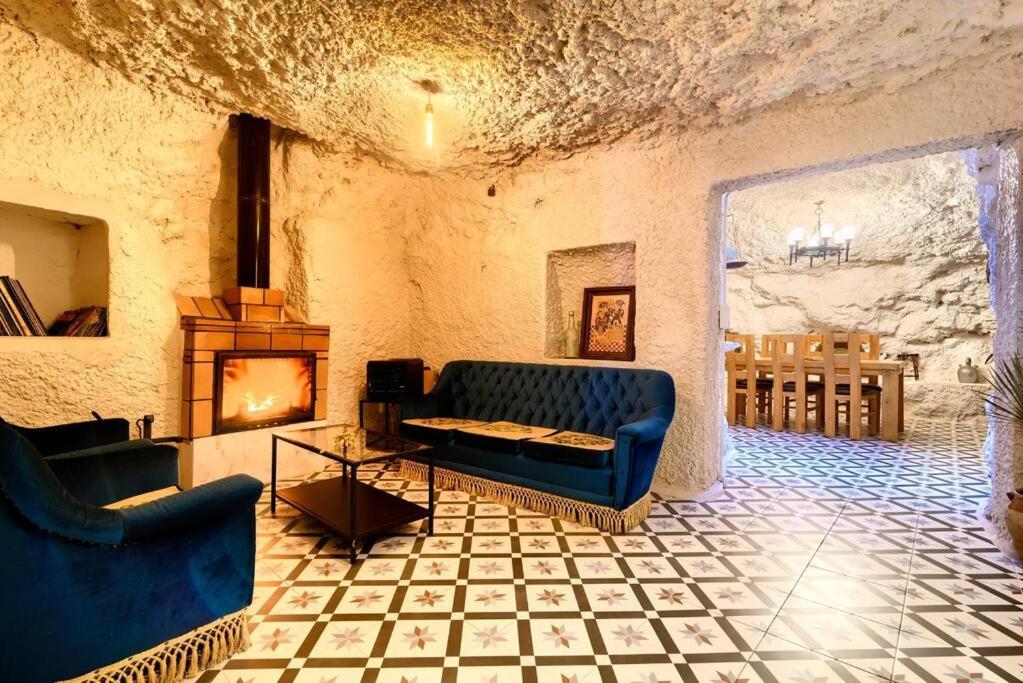 Cueva Con Jacuzzi A 20 Minutos De Valencia Villa Benaguacil Eksteriør bilde