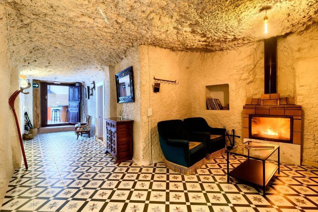Cueva Con Jacuzzi A 20 Minutos De Valencia Villa Benaguacil Eksteriør bilde